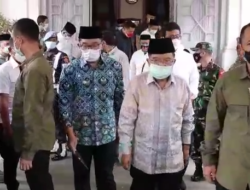JK Melayat ke Kediaman Walikota Bandung
