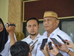 Korban Investasi Bodong Berkeluh Kesah ke Gubernur Rusli Habibie