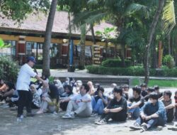 Dosen FEB UNM Tutup Perkuliahan Dengan Outbound