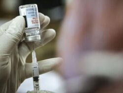 Vaksin Dosis Tiga atau Booster Dimulai 12 Januari 2022