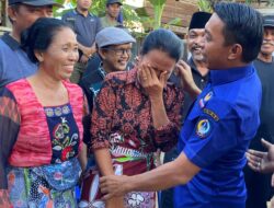 Sekretaris NasDem Sulsel Syaharuddin Alrif Antar Langsung Hadiah Pemenang Rumah Gebyar E-KTA