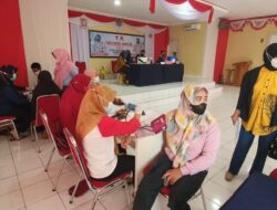 Peserta Vaksinasi Covid 19 Membludak di Mako Brimob Bone