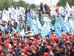 Polemik JHT, Menaker Diminta Libatkan Buruh Saat Ambil Keputusan