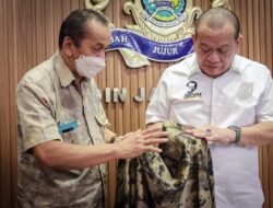 Gunakan Pewarna Berbahan Alami, Ketua DPD RI Apresiasi Eco Print