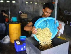 Pabrik Tahu Tempe se-Pulau Jawa Mogok Operasi Hari Ini