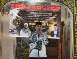 Hadiri Isra Mi’raj Nabi Muhammad Saw, Camat Makassar Himbau Jamaah Tingkatkan Ketaqwaan Kepada Allah