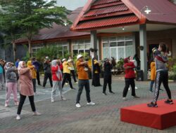 Jumat Sehat, Pemerintah Kecamatan Panakkukang Gelar Senam