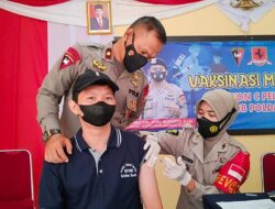 Jelang Ramadhan 1443 H Brimob Bone Kembali Gelar Vaksinasi Massal
