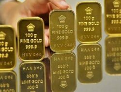 Hari Ini Harga Emas Antam Anjlok ke Posisi Rp1,001