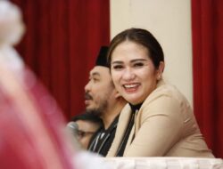 Hari Kedua Sosper Sekolah Ramah Guru dan Anak Legislator Golkar Debbie Rusdin Tatap Muka dengan Warga Bontoala