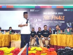 Rektor UNM Resmi Tutup Liga Ramadhan Bulutangkis PB UNM 01