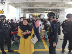 Pastikan Kondusifitas Kamtibmas Saat Arus Balik, Ini Yang Dilakukan Brimob Bone
