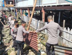 17 Rumah di Lonrae Diterjang Puting Beliung, Brimob Bone Gerak Cepat Bantu Korban