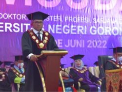 Rektor UNG Kukuhkan 1142 Wisudawan