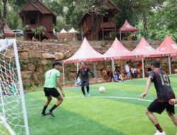 Jalin Silaturahmi, Danny Main Futsal Bareng Anggota DPRD Makassar