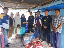 Foto Sumarni Naik Perahu saat SMP di Maros Kembali Viral di Momen HUT RI, Rusdi Masse Langsung Belikan Motor dan Beri Beasiswa Kuliah