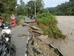 Banjir Sungai Rongkong Akibatkan Jalan Trans Sabbang – Rongkong – Seko Putus Total