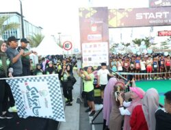 Wali Kota Makassar Lepas Peserta Sulsel SMANSA 10K 2022, Mari Kembangkan Olahraga