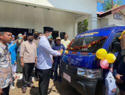 Bupati MYL Resmikan Mobil Sampah dan Bagikan Bantuan di Desa Tamarupa