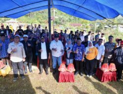 Warga Topidi Gowa : Terima Kasih Bantuannya Pak Gubernur Andi Sudirman