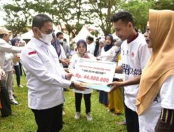 Genjot Pereknomian Daerah, Pemprov Gorontalo Salurkan Bantuan Rp 1,7 Miliar Untuk Pelaku Usaha