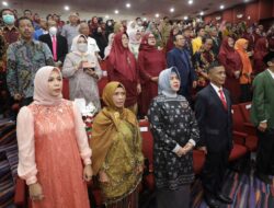 Ketua TP PKK Kota Makassar Hadiri Pengukuhan Guru Besar Halifah Pagarra