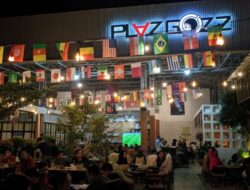 Manjakan Penonton Final Piala Dunia 2022, Plazgozz Cafe Makassar Hadirkan 3 Layar Lebar