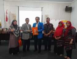 Kepala SMP Islam Athirah Bukit Baruga Sambut Hangat Kunjungan Studi Tiru SMPN 6 Palu