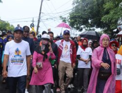 Walaupun Cuaca Mendung, Ribuan Warga Manggala Padati Jalan Sehat Anak Rakyat