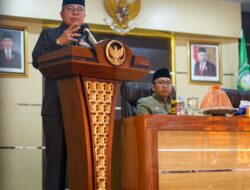 Taufan Pawe Imbau Warga Terkait Pentingnya Vaksin Booster 2