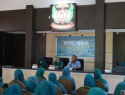 Gelar Raker, Ketua TP PKK Kecamatan Panakkukang Minta Pengurus Persentasekan Program Kerja
