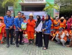 Camat Rappocini M. Aminuddin Serahkan Bantuan  Baznas  Kepada Satgas Kebersihan