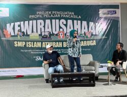 Owner NRL Kosmetik, Berbagi Kisah Sukses pada Siswa SMP Islam Athirah Bukit Baruga