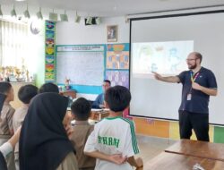 Tingkatkan Kemampuan Bahasa Inggris, SD Islam Athirah 1 Makassar Hadirkan Native Speaker