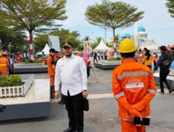 Dukung Pelaksanaan MNEK, Camat Panakkukang Pimpin Satgas Pembersihan Anjungan Pantai Losari