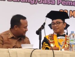 Gubernur Sulsel Berikan Pidato di Dies Natalis dan Wisuda AMKOP 2023