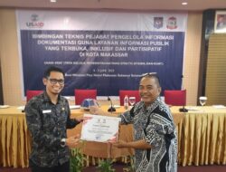 PPID Dinas PU Makassar Terima Penghargaan Peserta Terbaik Bimtek dari Komisi Informasi Sulsel