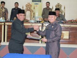 Rapat Paripurna DPRD, Bupati Wajo Minta OPD Laksanakan Tugas Dengan Baik
