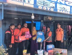 Gubernur Andi Sudirman Salurkan Bantuan ke Korban Kebakaran di Desa Salenrang Maros