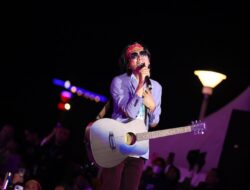 Konser Selama 2 Jam di Festival F8, Govinda dan Lobow Bawa Masyarakat Makassar Nostalgia