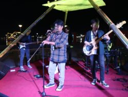 Band Karsa Erunoia Excited Tampil di Event F8