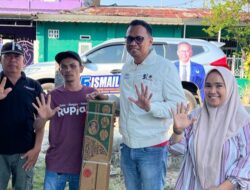 Tak Hanya Salurkan Air, Caleg NasDem Ismail Manda Juga Beri Mesin Air Masyarakat Terdampak Kekeringan