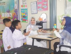 Pelaksanaan Penerimaan RTS di SD Islam Athirah Racing Centre Berjalan Lancar
