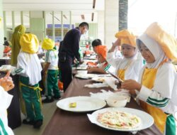 Keren, SD Islam Athirah 2 Gelar Cooking Class di Hotel Dalton Makassar