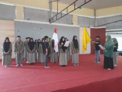 Jelang Pesta Demokrasi, Kepala SMP Islam Athirah Bukit Baruga Lantik KPO dan Bappilos