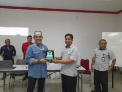 Siswa SMP Islam Athirah Bukit Baruga Belajar di Markas PMI Kota Makassar