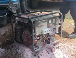 Damkar Makassar Tangani Genset Terbakar di Jalan Faisal