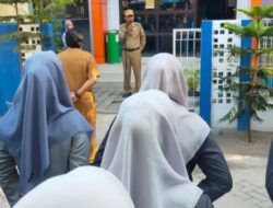 Camat Sangkarrang Pimpin Upacara Bendera Bersama Staf Kecamatan