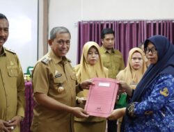 Serahkan Perpanjangan Surat Perjanjian Kerja ke 90 PPPK, Amran Mahmud Harap Jadi Spirit Dalam Bekerja