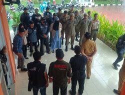 Camat Biringkanaya Benyamin B Turupadang Pimpin Apel Penertiban Baliho dan Alat Peraga